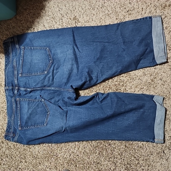 Like new old navy jeans. Size 24. - Picture 3 of 3